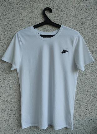 Футболка женская женщине the nike tee белого цвета хлопок 100% размер м