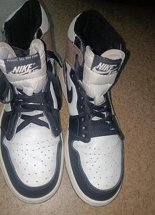Kросівки оригінальні стильні шкіряні жиночі nike air jordan 1 high og “dark mocha”, унісекс, made in china3 фото