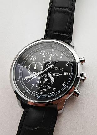Наручные часы seiko chronograph

v192-0af0, 10 бар-100 м.