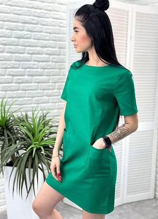 Классическое зеленое платье четвертый рукав рукав 3/4