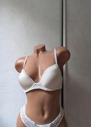 Бюстгальтер calvin klein