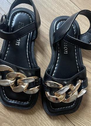 Босоніжки для дівчинки 7