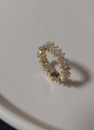 Каблучка жіноча з камінням mm0073 медичне золото