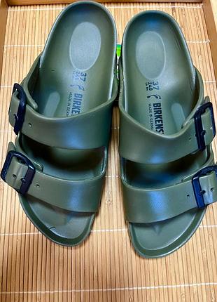 Birkenstock. шльопанці жіночі/дитячі.2 фото