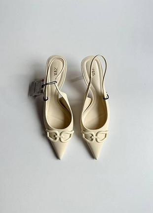 Туфлі молочного кольору zara9 фото