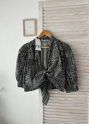 Бавовняна блуза в бандана стилі zara
