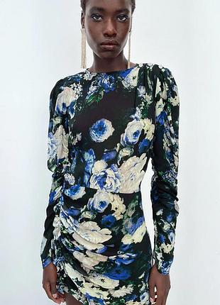 Сукня у квітковий принт zara