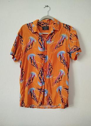 Яркая пляжная мужская рубашка с медузами.primark.