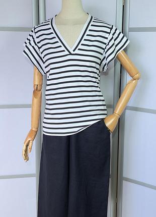 United colors of benetton черно-белая коттоновая футболка в полоску