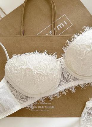 Изящный комплект белья из коллекции her beauty intimissimi бюстгальтер-балконет sofia