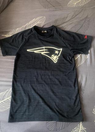 Футболка new era new england patriots nfl engineered raglan