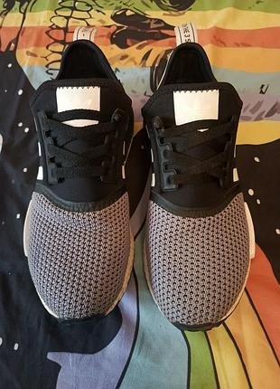 Кросівки adidas nmd.  розмір 40.5/25.5см/