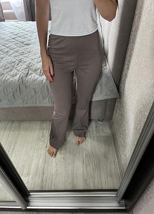 Штани лосини кльош від коліна