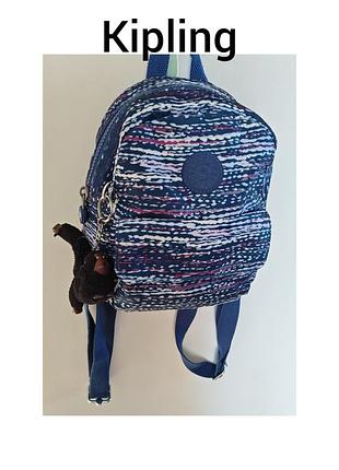 Маленький рюкзак kipling. вмісткий. стан
ідеальний. мавпочка не рідна.
висота 21 см
ширина 20 см
шлейки регулюються