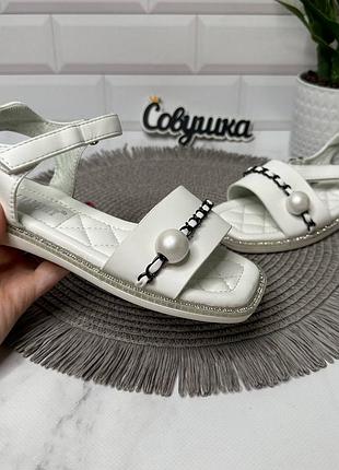 Босоніжки на 33-34 розмір