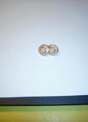 Біжутерія сережки гвоздики круглі (метал.) золото з бежевим 1,5 см
