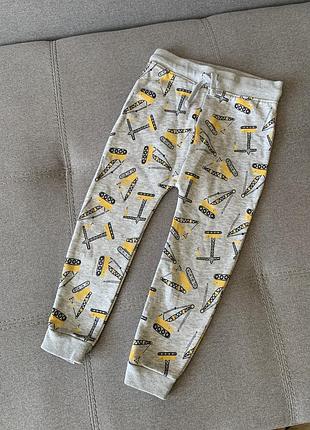 Спортивні штани на 3-4 роки утеплені р.104