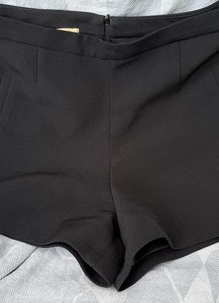 Шорти на високій посадці. розмір s