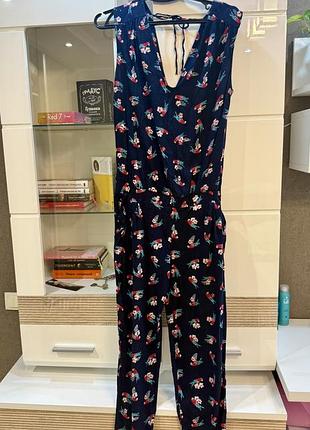 Літній комбінезон з папугами