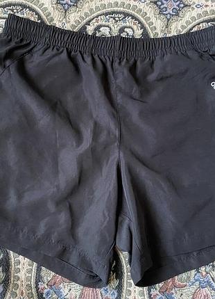 Легенькі чорні чоловічі шорти пляжні на спорт