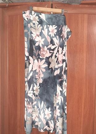 Трендова максі спідниця великого розміру