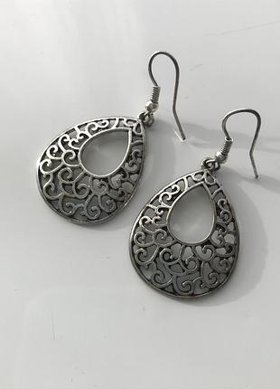 Сріблясті сережки