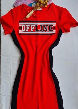 Удобное платье-сарафан для девочки.платье летнее.ткань хорошо тянется.не просвечивается.меет заводской дефект (видно на фото), иначе в идеальном состоянии.