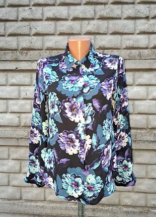 Блузка в яркие цветы
