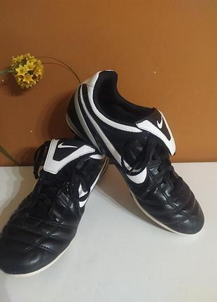 Бутсы для подростков размер 37.5, nike