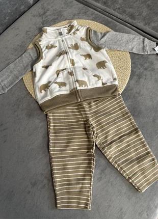 Carter's костюмчик жилетка микрофлис, штанишки плотный трикотаж, боди 100% хлопок