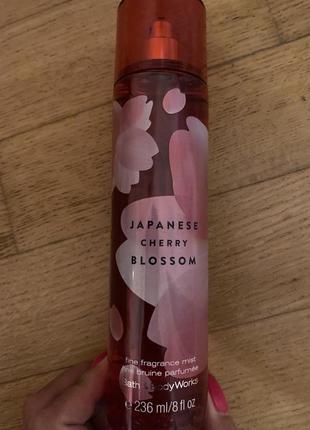 Bath and body works парфумований спрей для тіла