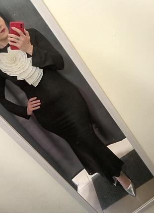 Платье вечернее длинное со съёмным украшением