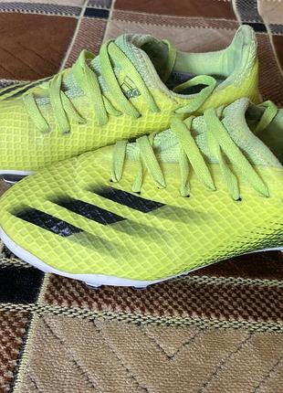Бутсы adidas оригинал 33