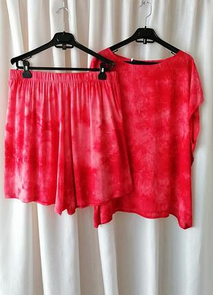 Батальный костюм лето ткань коттон жатка принт-тайдай шорты высокая посадка и футболка оверсайз в