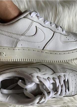 Кеди від бренду nike