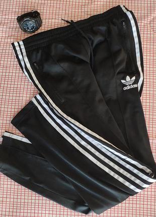 Штаны мужские спортивные adidas, s