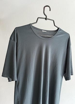 Футболка смарагдова