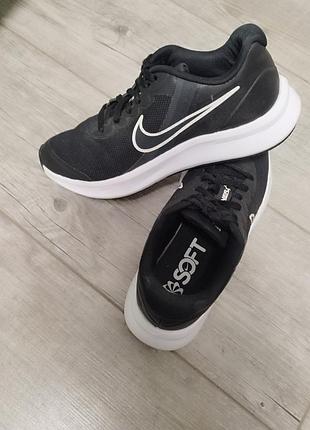 Кроссовки унисекс starrunner just do it