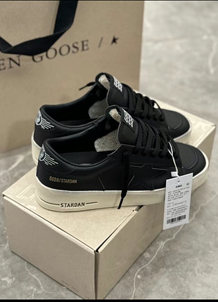 Кроссовки golden goose