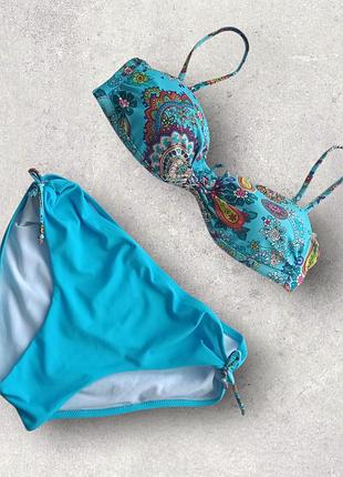 Купальник блакитний роздільний на зав'язках. купальний костюм класичний , привезений з італії