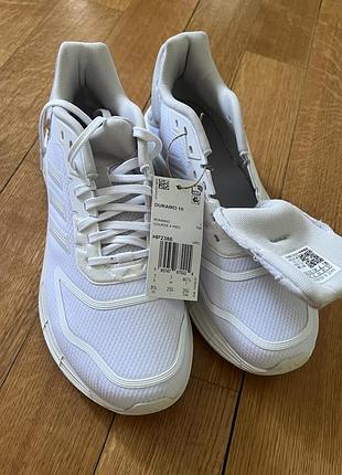 Кросівки adidas нові!