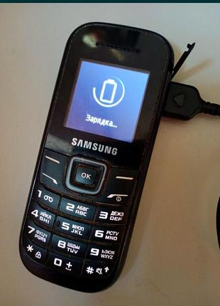 В продаже два телефона samsung