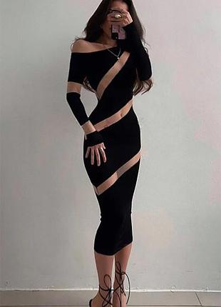 Розпродаж сукня prettylittlething міді з сітчастими вставками