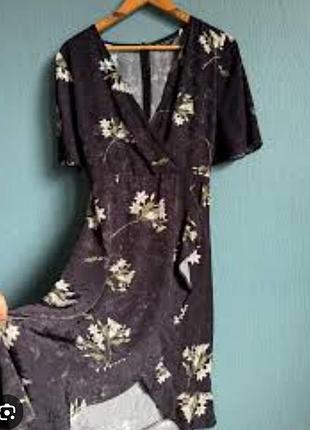 Платье дороти перкинс размер м