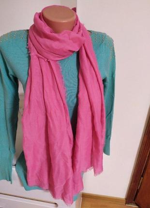 Очень яркий шарф/палантин цвета розовый неон3 фото