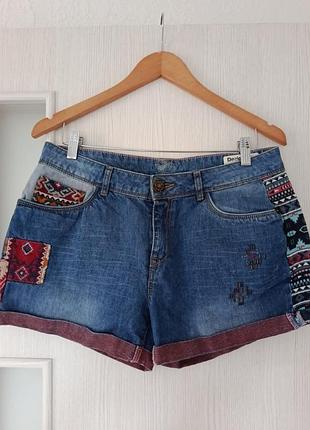 Шорти desigual, розмір 32/32, маломірить, тканина джинс, в автентичному стилі