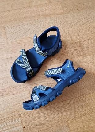 Сандалі босоніжки quechua / розмір 33-34 оригінал