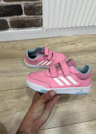 Дитячі оригінальні кросівки adidas