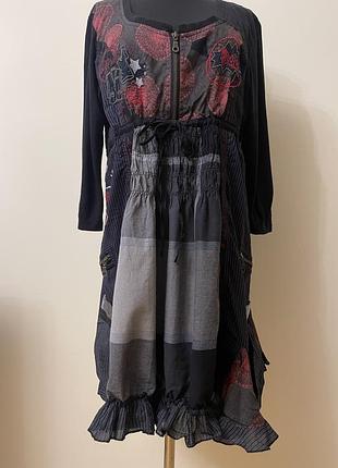 Жіноча коротка сукня desigual 42/44 розміру