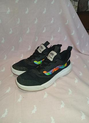 Кроссовки vans..
